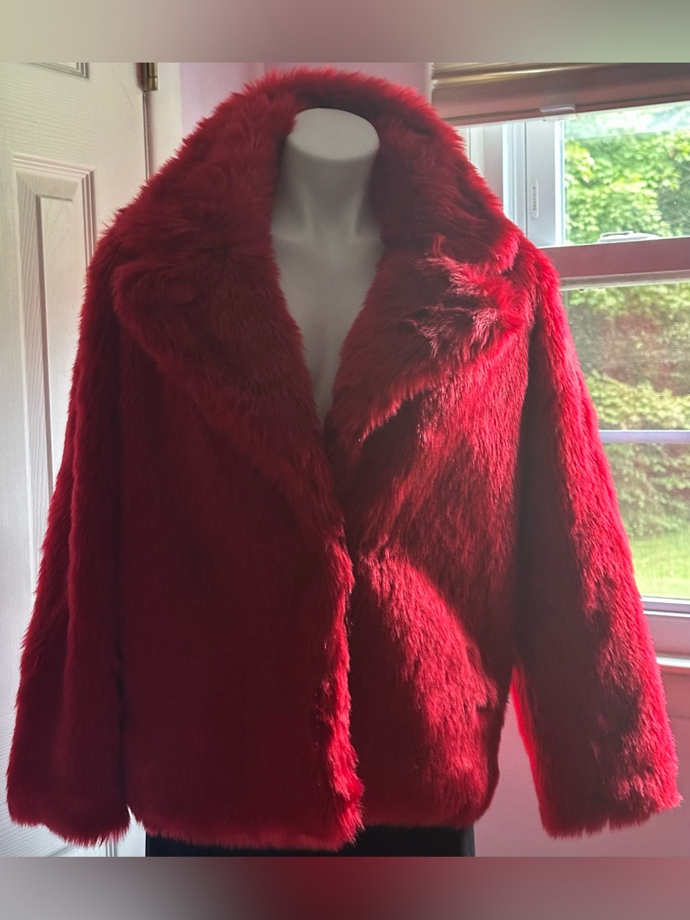 FOREVER 21 Vibrant Red Faux Fur Collar 1 Front Snap Button Teddy Jacket Sz S